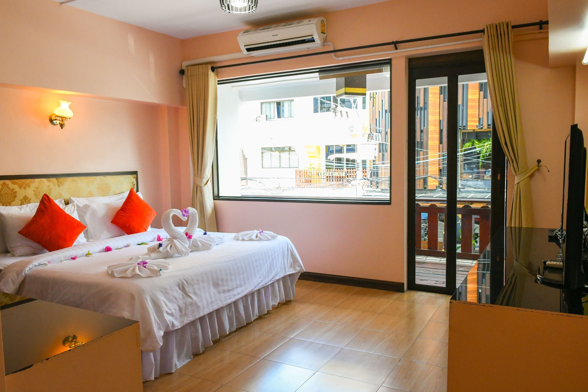 Krabi Heaven Hotel Exterior photo